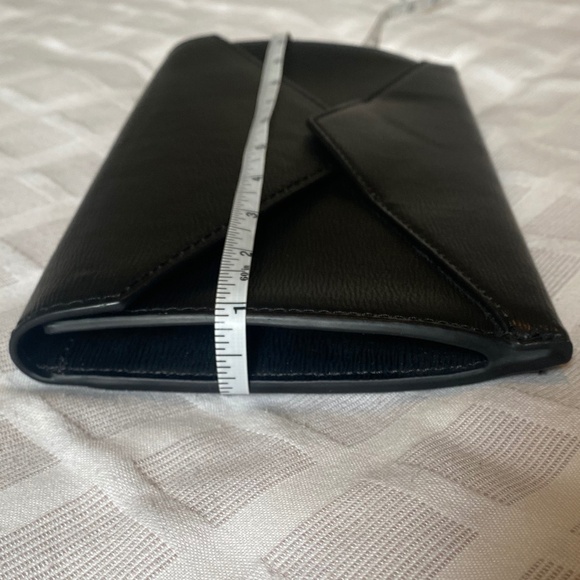 Black Banana Republic Envelope Purse - Picture 12 of 12